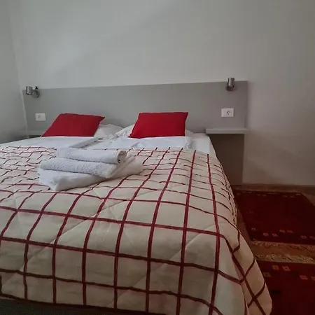 Sara Apartamento *